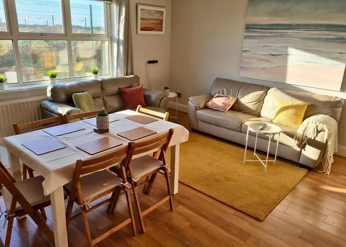 4 Dunluce Park - Portrush By The Sea