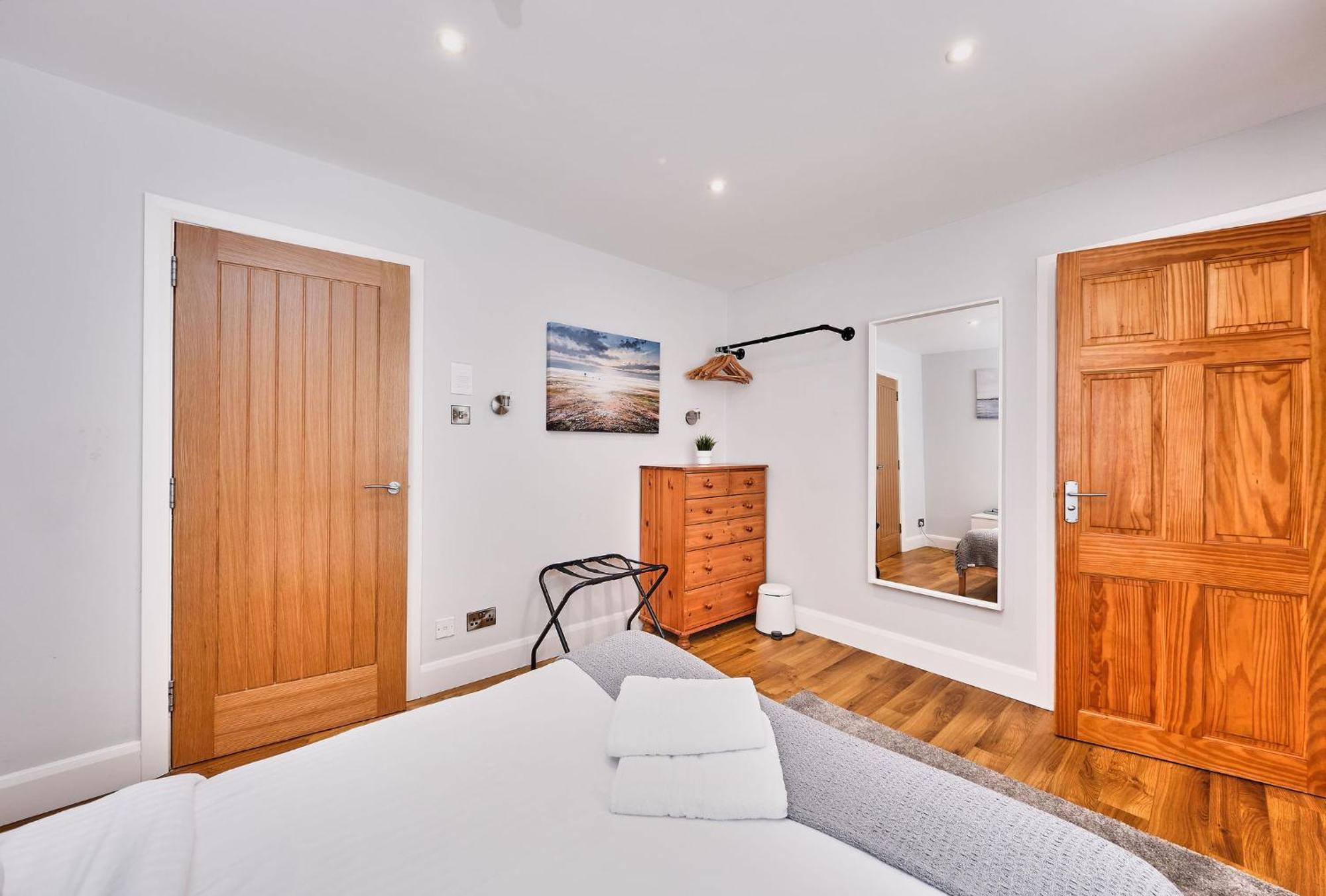 Apartment 4 Dunluce Park - By The Sea