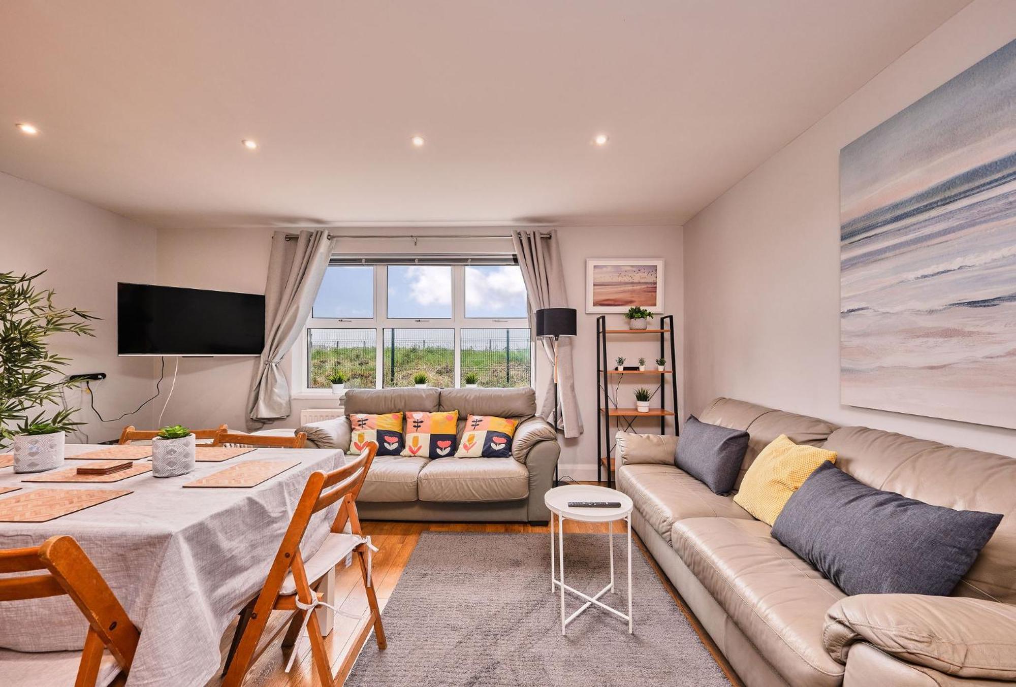 Apartment 4 Dunluce Park - By The Sea Portrush
