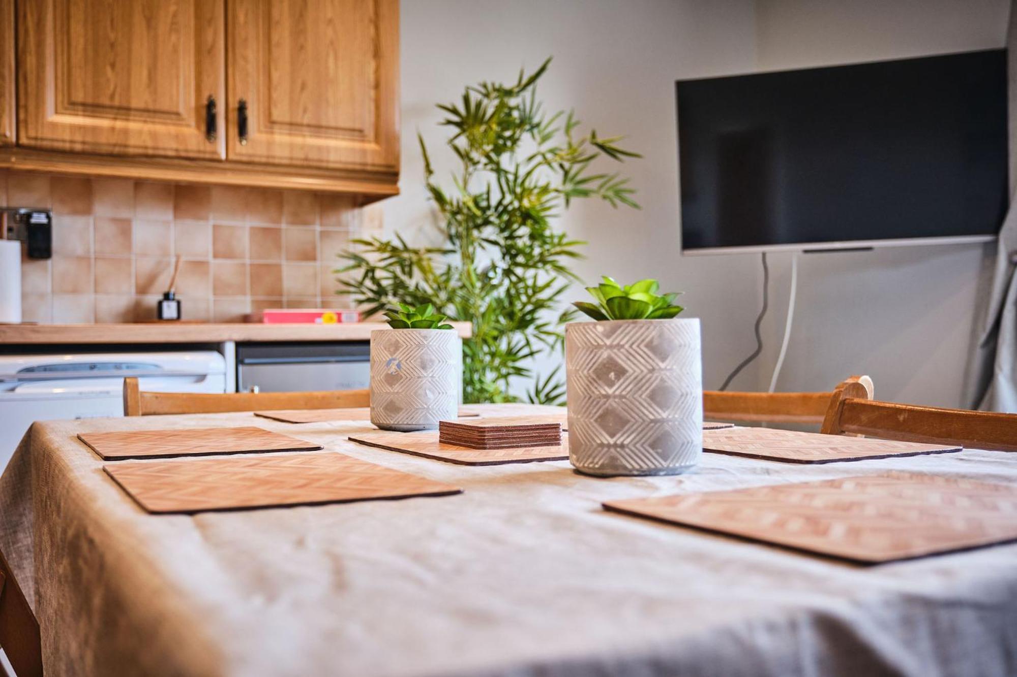 Apartment 4 Dunluce Park - By The Sea Portrush